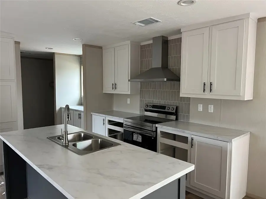 67 Christy Lane, Waynesville, GA 31566 - Image #3