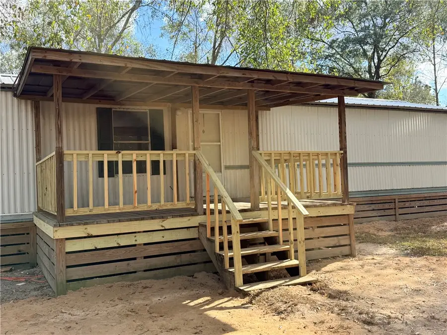 1814 Killingsworth Road, Jesup, GA 31545 - Image #2