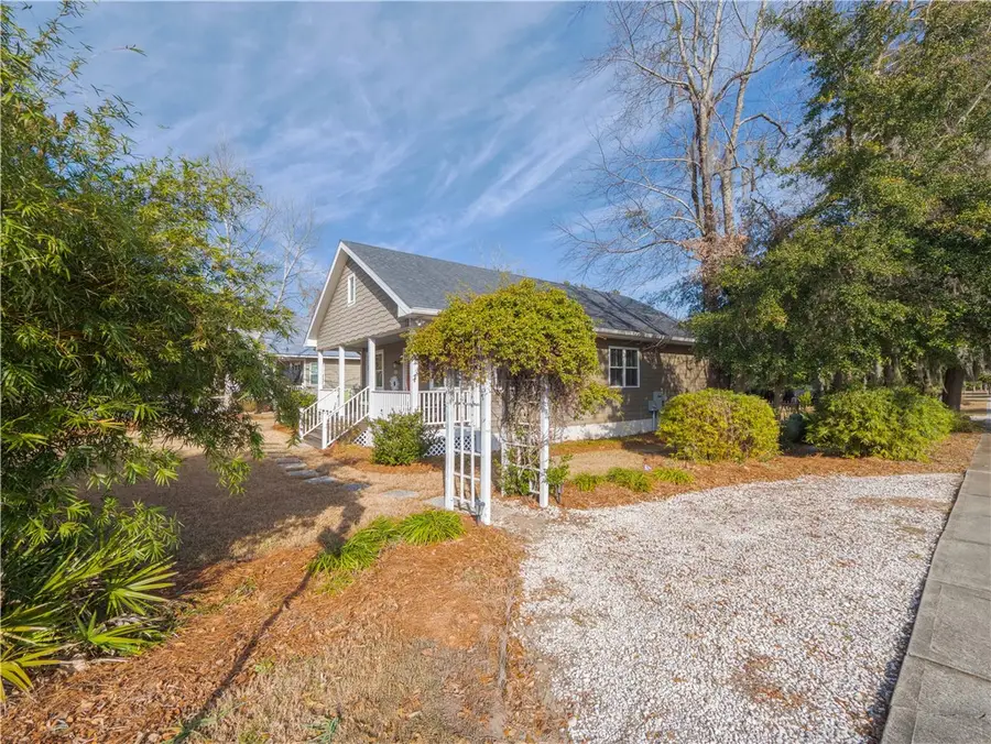 452 Adams Street, Darien, GA 31305 - #2