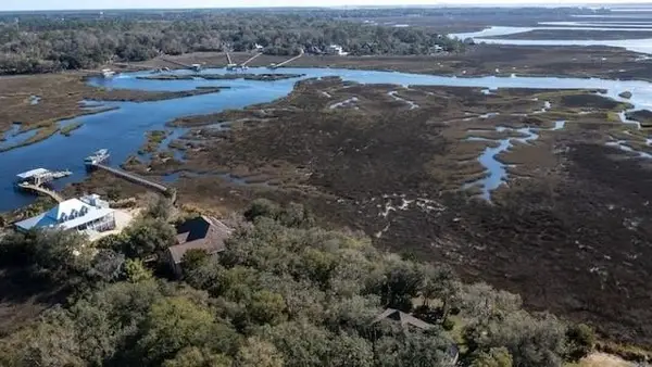 309 Long Point Circle, St Marys, GA 31558