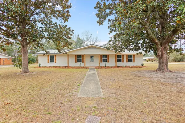 215 Glynn Street, Jesup, GA 31545