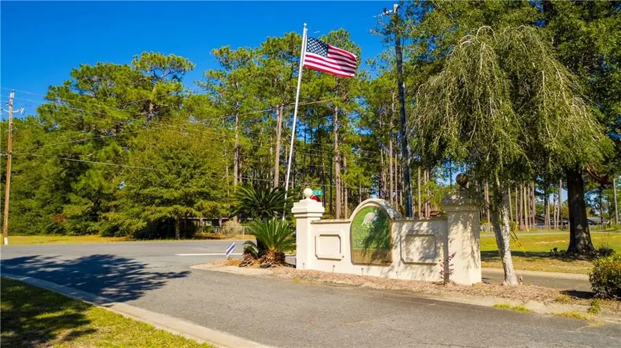 606 Stonewall Jackson Place, Waycross, GA 31503 - #3