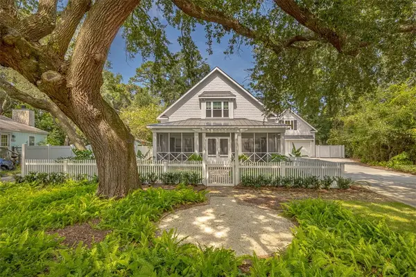 409 Kelsall Avenue, St Simons Island, GA 31522