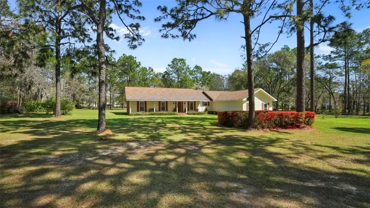 207 S Forest Drive, Jesup, GA 31545 - #1