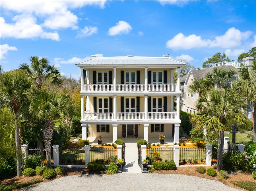2307 Pelican Street, Saint Simons Island, GA 31522 - #2