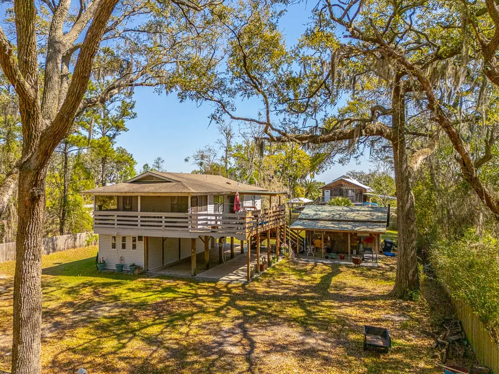 33 Warren Avenue, Waverly, GA 31565 - #1