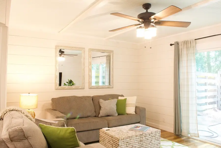 425 Magnolia Avenue #J, Saint Simons Island, GA 31522 - #3