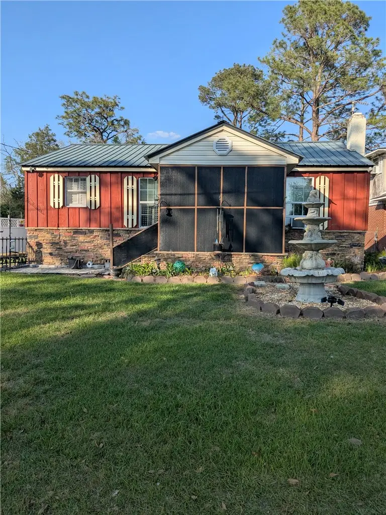 222 Linden Drive, Waycross, GA 31501 - #1