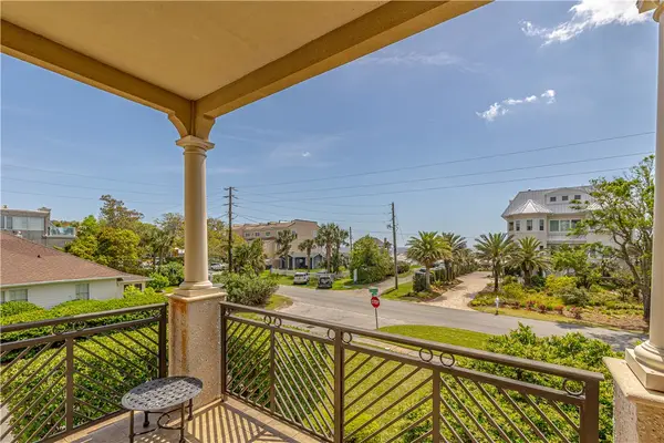1015 Beachview Drive #102, St Simons Island, GA 31522