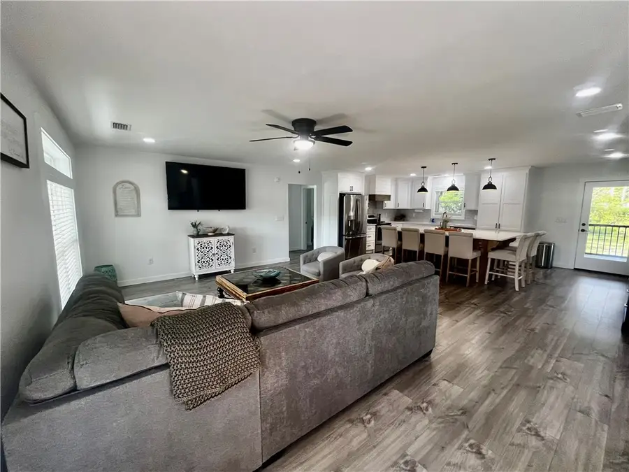 377 Midway Circle, Brunswick, GA 31523 - #2