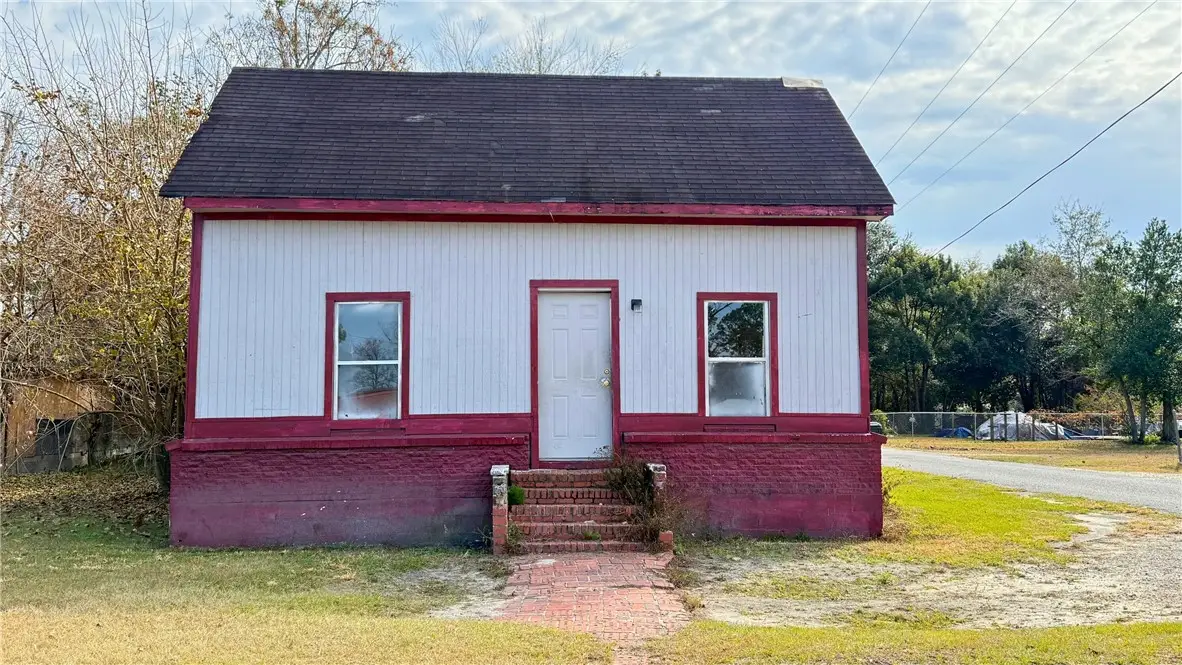 356 N 4th Street, Jesup, GA 31545 - #1
