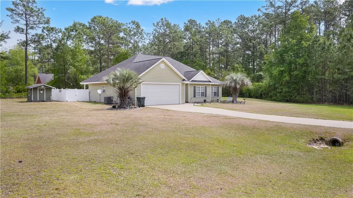 115 Weeping Willow Street, Jesup, GA 31546 - #1