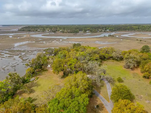 1384 & 1386 NE Wood Stork Way, Townsend, GA 31331