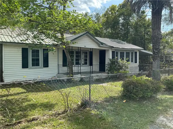321 W Blackshear Avenue, Waycross, GA 31501