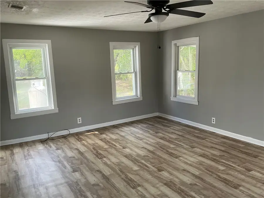 321 W Blackshear Avenue, Waycross, GA 31501 - #3