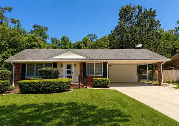 907 Euclid Avenue, Waycross, GA 31501