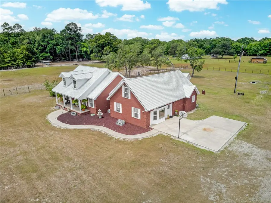 142 Lloyd Drive, Jesup, GA 31545 - #2
