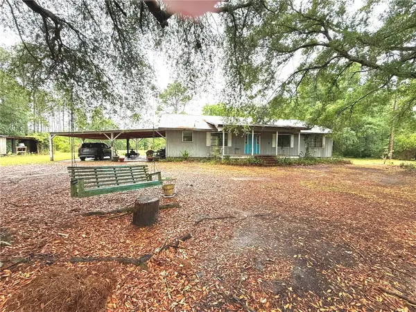 6113 Ayrin Rooke Lane, Blackshear, GA 31516