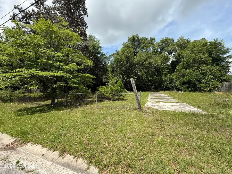 612 Eads Street, Waycross, GA 31501 - #2