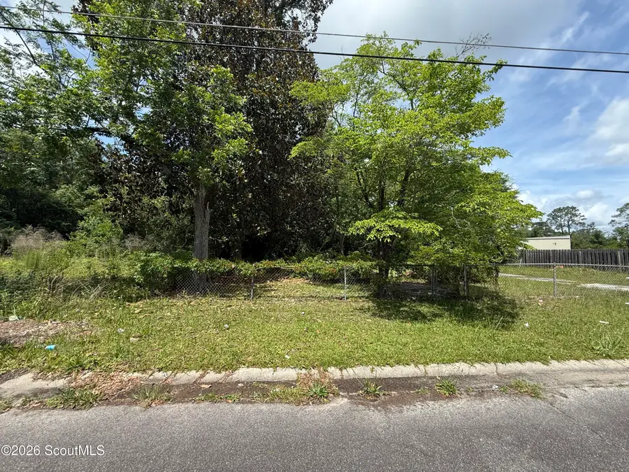612 Eads Street, Waycross, GA 31501 - #3