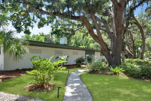 101 Druid Oaks Lane, St. Simons Island, GA 31522