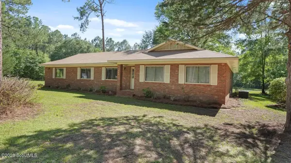 285 Knotty Pine Drive, Jesup, GA 31545