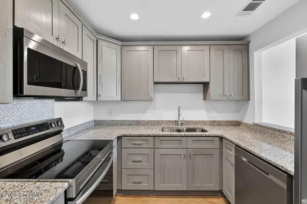 1000 Mallery St Ext #F57, St. Simons Island, GA 31522