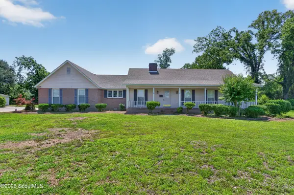 504 Westgreen Road, Douglas, GA 31533