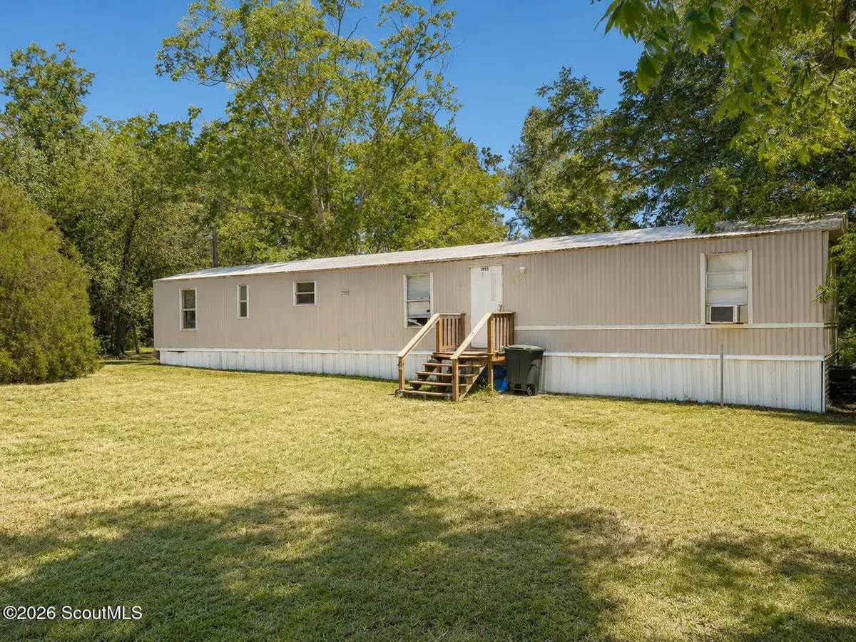 1695 E Plum Street, Jesup, GA 31546 - #1