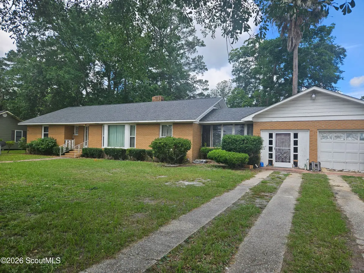 821 N Augusta Avenue N, Waycross, GA 31503 - #1