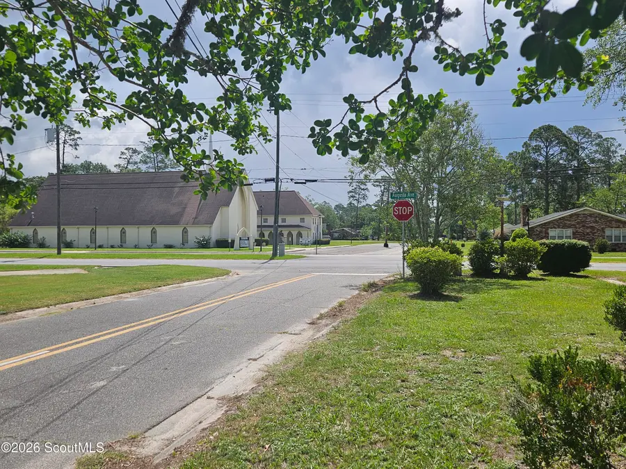 821 N Augusta Avenue N, Waycross, GA 31503 - #3