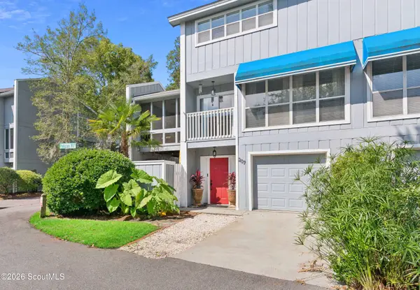 207 Pelican Place, St. Simons Island, GA 31522