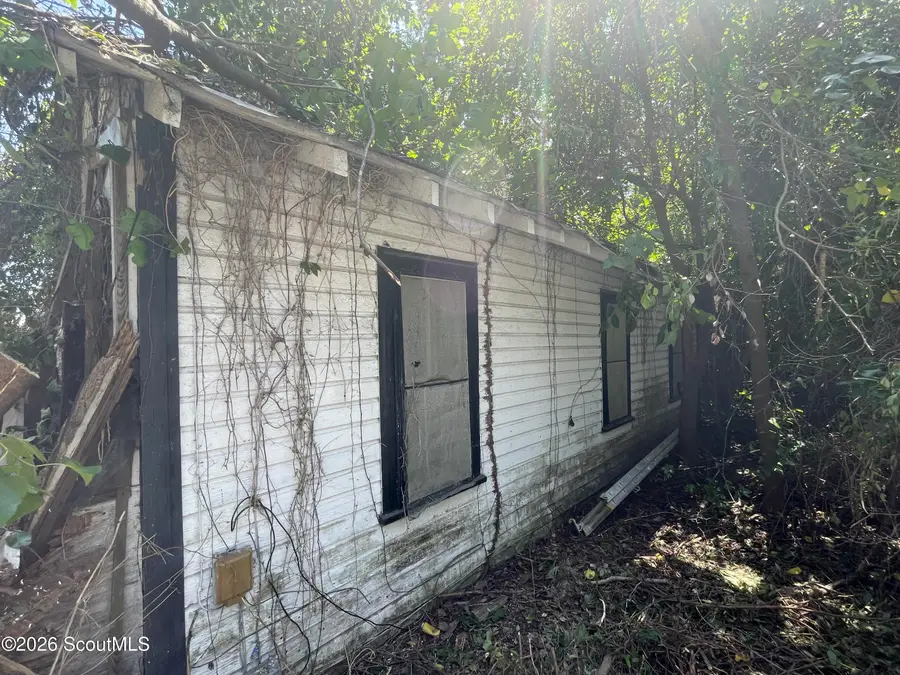 711 Oglethorpe Street, Brunswick, GA 31520 - #2