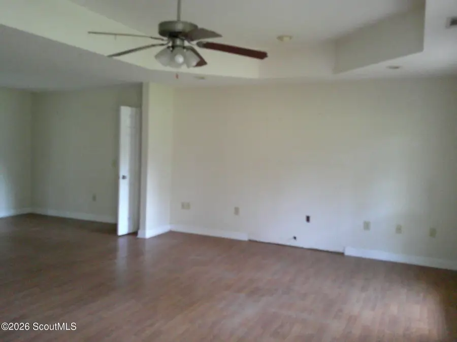 586 Corey Street, Baxley, GA 31513 - #3