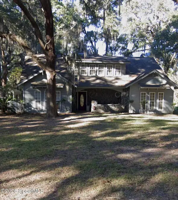 211 Lakeshore Drive, Midway, GA 31320