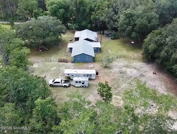 379 Bob Thrift Road, Folkston, GA 31537