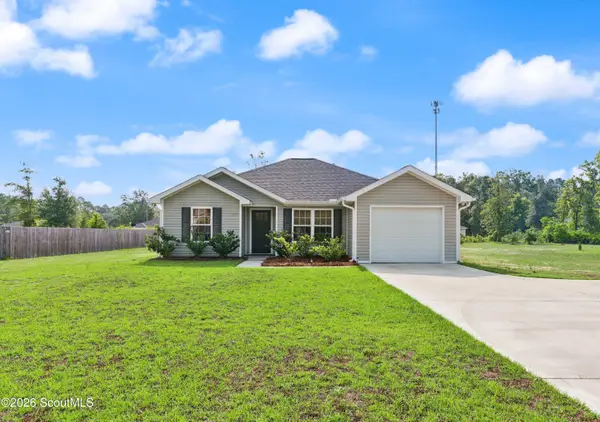 1074 Spring Grove Road, Jesup, GA 31545