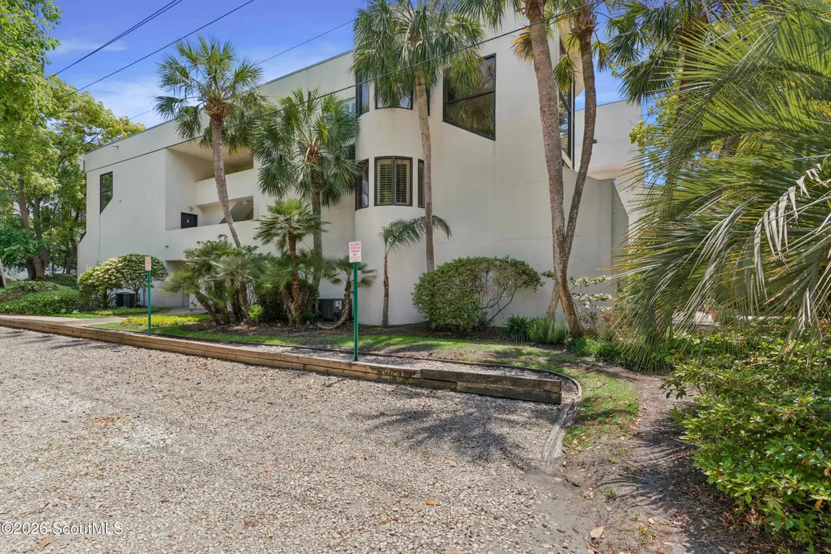 540 Oglethorpe Avenue, Saint Simons Island, GA 31522 - #1