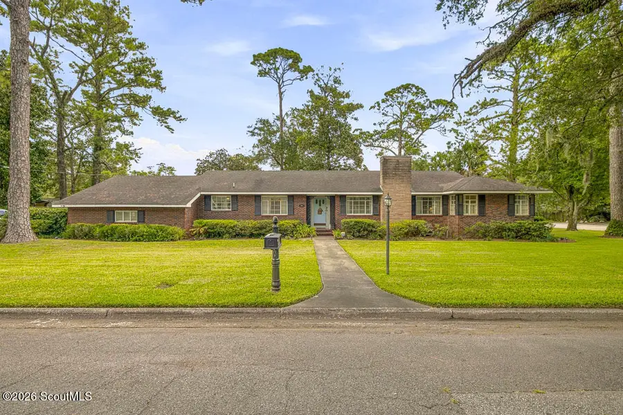 302 Reynolds Street, Brunswick, GA 31520 - #2