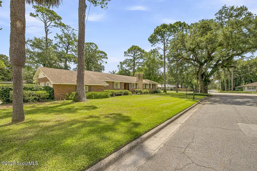 302 Reynolds Street, Brunswick, GA 31520 - #3