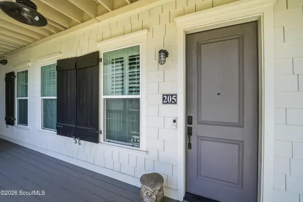 111 Gascoigne Avenue #205, St. Simons Island, GA 31522