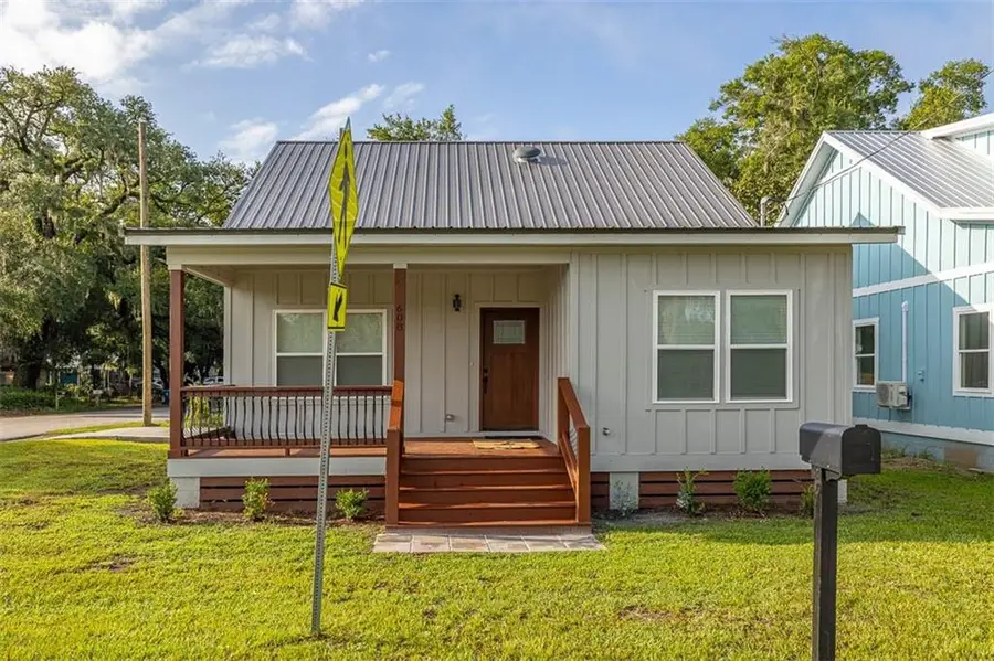 608 Q Street, Brunswick, GA 31520 - #2