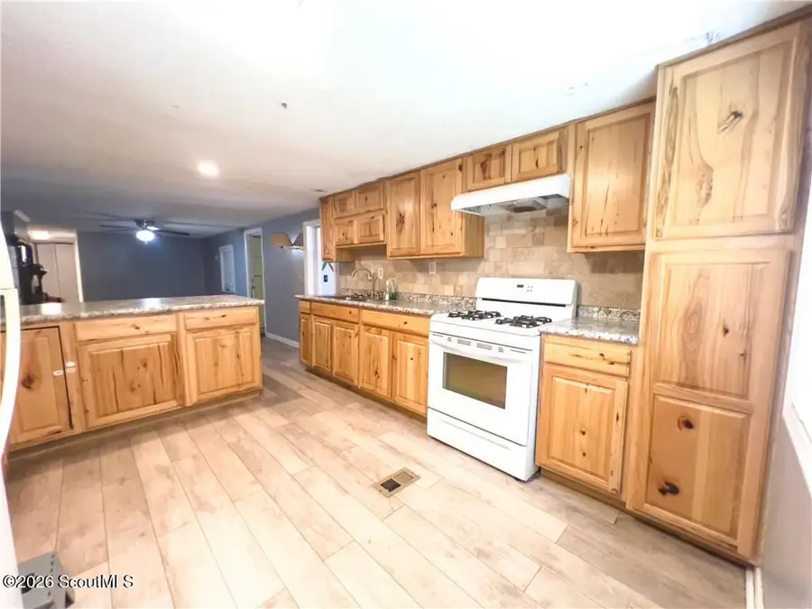216 Harvey Road, Brunswick, GA 31525 - #3