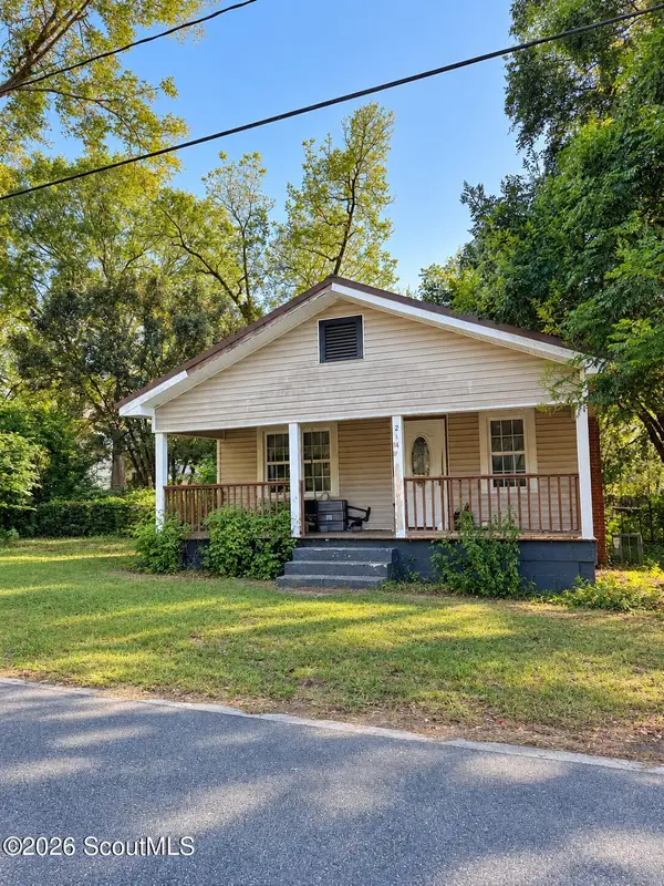 214 Darling Avenue, Blackshear, GA 31516