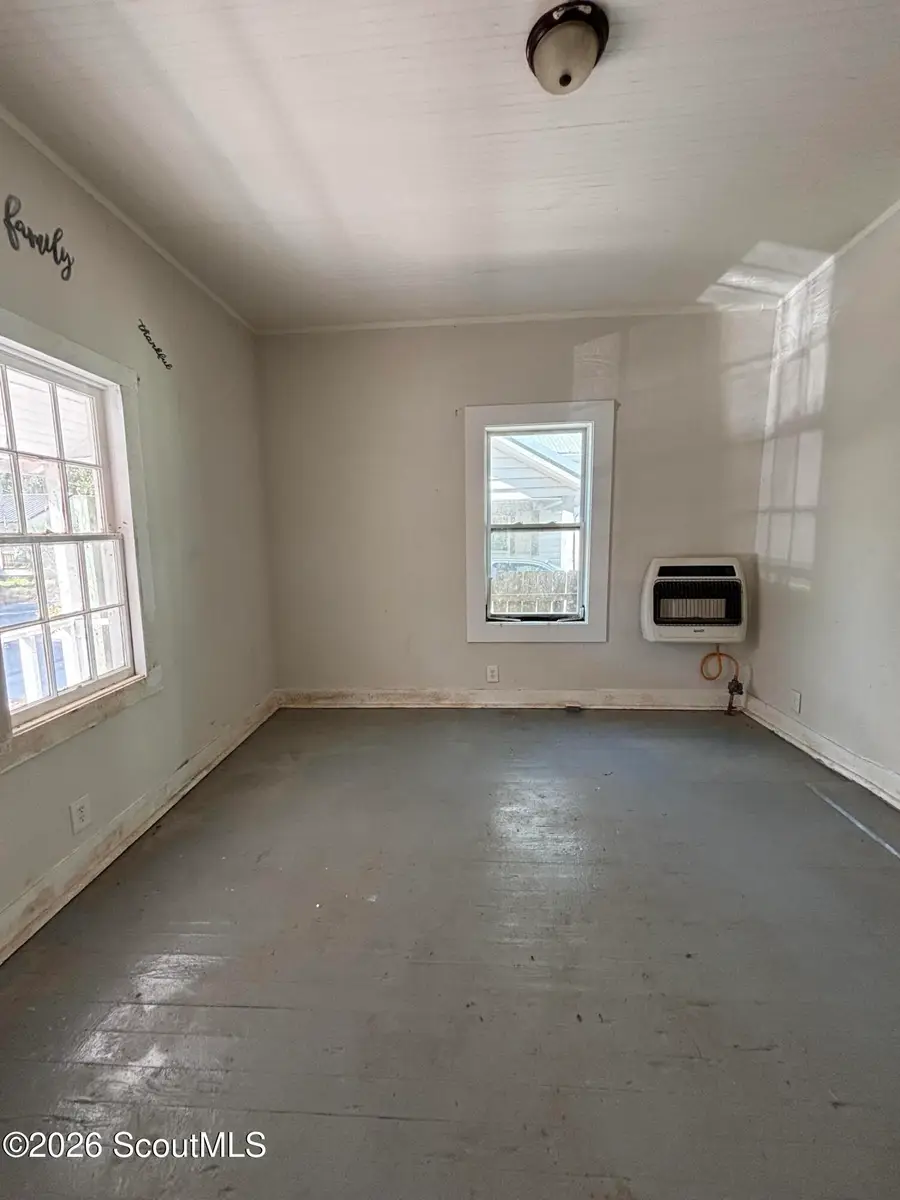 910 Amherst Street, Brunswick, GA 31520 - #3
