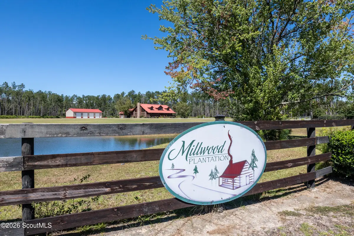 115 N Farms Edge Road, Manor, GA 31550 - #1