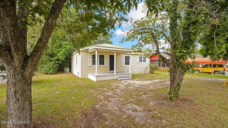 126 Shamrock Avenue, Jesup, GA 31545 - #2