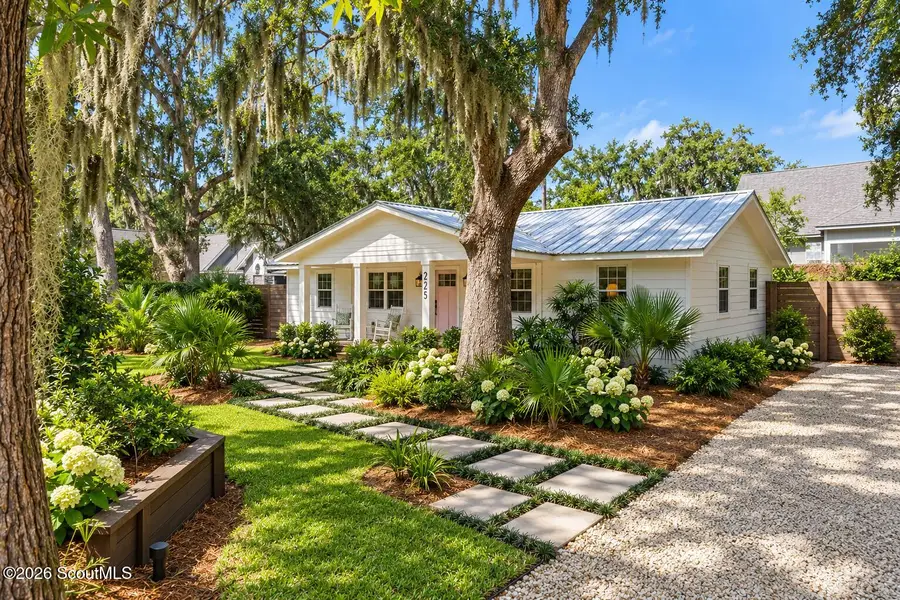 225 S Harrington Road S, Saint Simons Island, GA 31522 - #2