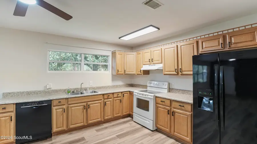 508 Cedar Street, Jesup, GA 31546 - #3
