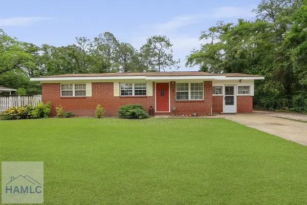 985 Seven Oaks Road, Jesup, GA 31546